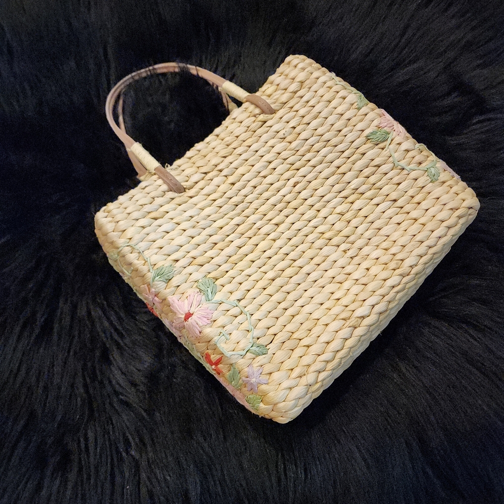 Vintage Boho Woven Straw Tote Bag with Embroidered Floral Accents
